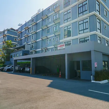 Orion Hotel & Residence Bangna